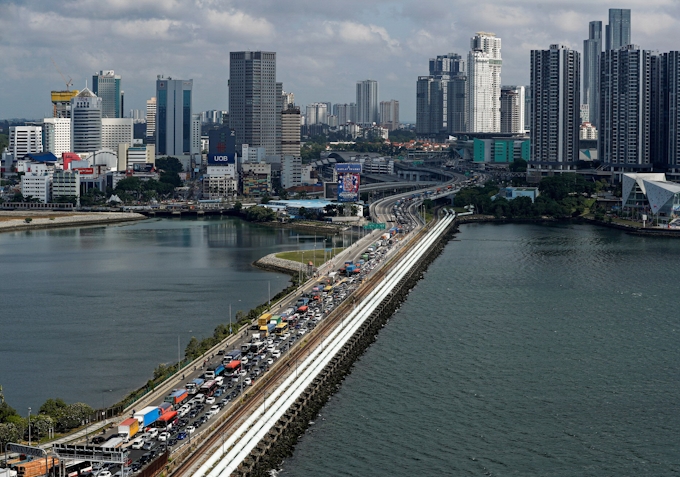 シンガポール マレーシア 26年末に通勤電車開業へ 日本経済新聞 シンガポール マレーシア 26年末に通勤電車開業へ 日本経済新聞