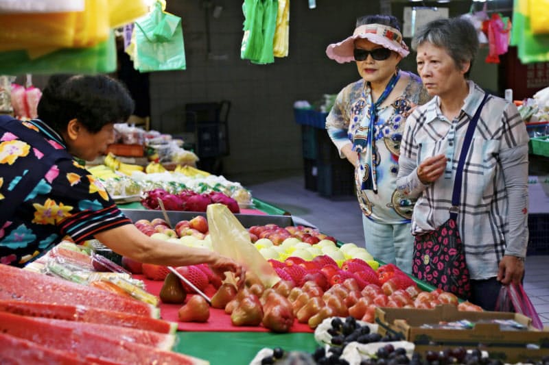 台湾経済は7月からの刺激策によって消費者の購買意欲が戻りつつある(台北市) 台湾経済は7月からの刺激策によって消費者の購買意欲が戻りつつある(台北市)