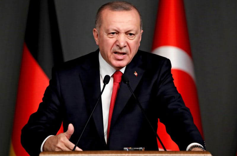 トルコのエルドアン大統領は景気対策を優先し、中銀に利下げを促してきた＝ロイター