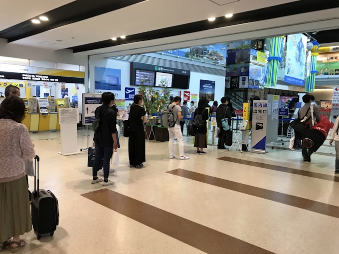 新型コロナ 茨城空港の沖縄便 再び運休 8月21 31日 日本経済新聞
