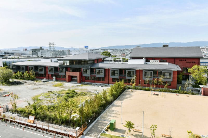 森友学園への国有地の不明朗な売却とその隠蔽は、政と官の関係のひずみを印象づけた 森友学園への国有地の不明朗な売却とその隠蔽は、政と官の関係のひずみを印象づけた
