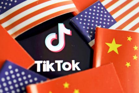 TikTokの運営会社は米政権を相手取った訴訟を検討中だと明らかにした=ロイター