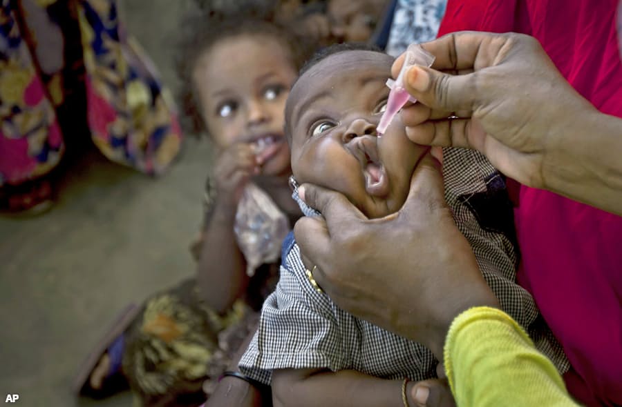 アフリカでポリオ根絶宣言 野生株 アジア2カ国残る 日本経済新聞