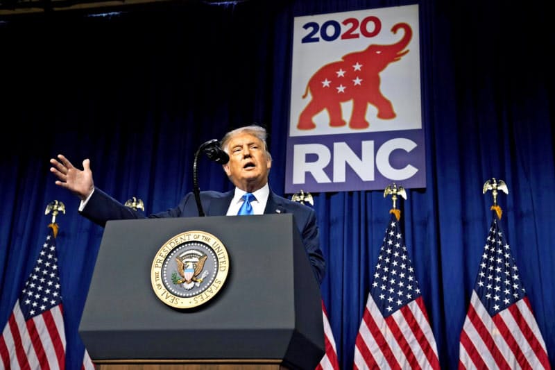 共和党大会の初日に演説するトランプ大統領 共和党大会の初日に演説するトランプ大統領