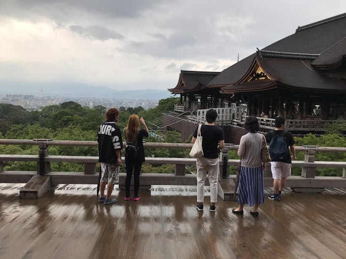 新型コロナ 7月の近畿求人倍率1 07倍 京都の下げ幅は全国最大 日本経済新聞