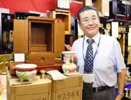輪島漆器仏壇店の社長、永田幸喜さん(8月)=共同 輪島漆器仏壇店の社長、永田幸喜さん(8月)=共同