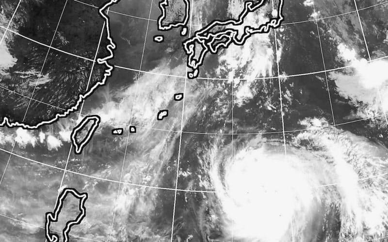 09月03日13時現在のひまわり雲画像 09月03日13時現在のひまわり雲画像