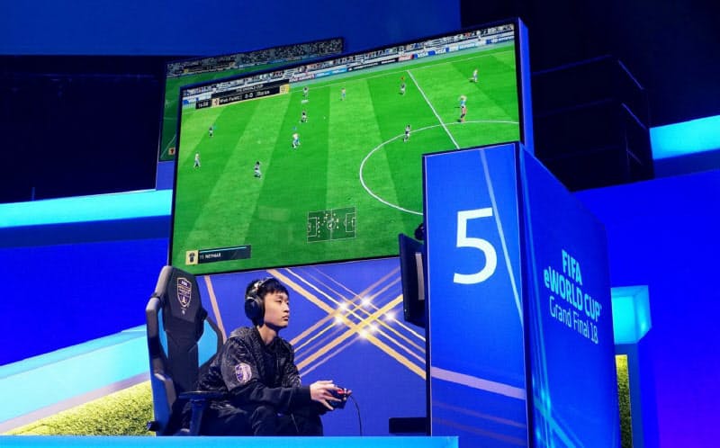 熱視線 その他スポーツ スポーツ 日本経済新聞