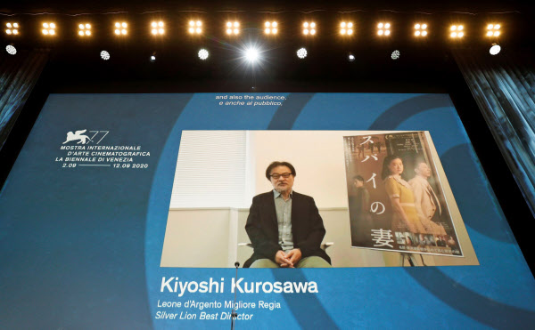 スパイの妻 黒沢清監督に銀獅子賞 ベネチア映画祭 日本経済新聞