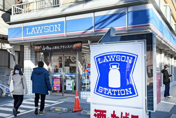 新型コロナ ローソン 札幌市内30店でウーバーイーツを導入 日本経済新聞