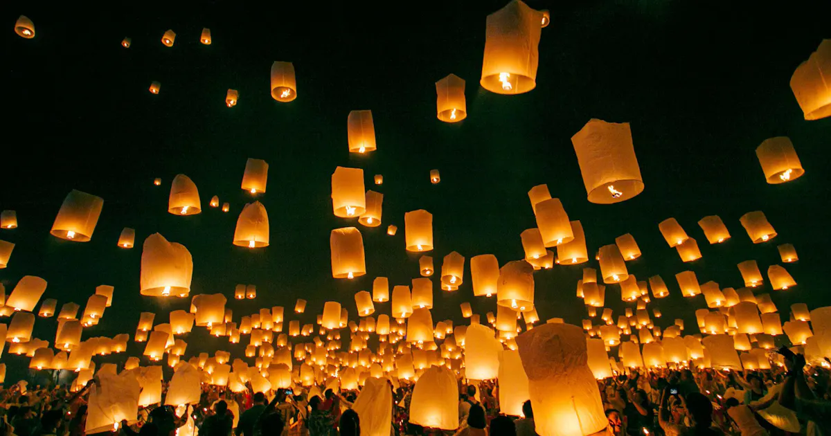 タイ北部の温泉村 空飛ぶランタン祭りで村おこし 日本経済新聞 タイ北部の温泉村 空飛ぶランタン祭りで村おこし 日本経済新聞