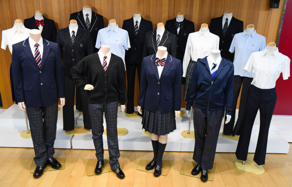 女性らしさ より 自分らしさ メンズスーツが私の仕事着 日本経済新聞 女性らしさ より 自分らしさ メンズスーツが私の仕事着 日本経済新聞