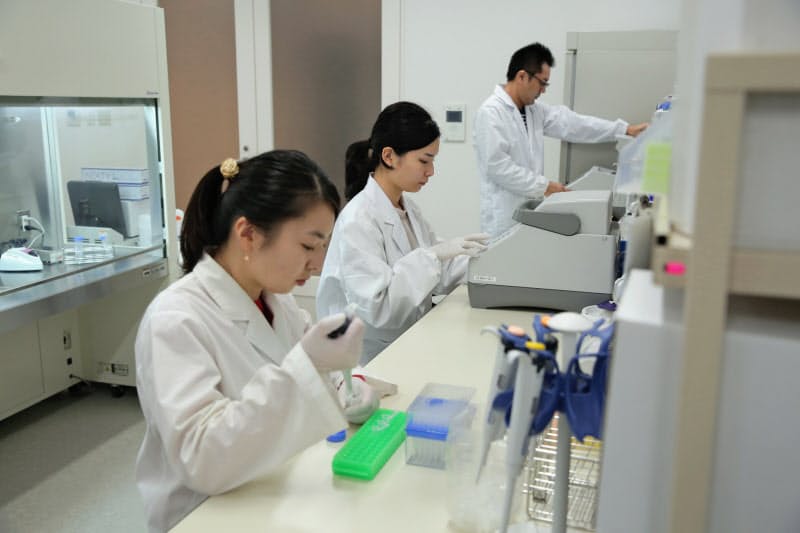 ゲノム編集で歯周病 アトピー薬開発へ 神戸大発新興 日本経済新聞 ゲノム編集で歯周病 アトピー薬開発へ 神戸大発新興 日本経済新聞