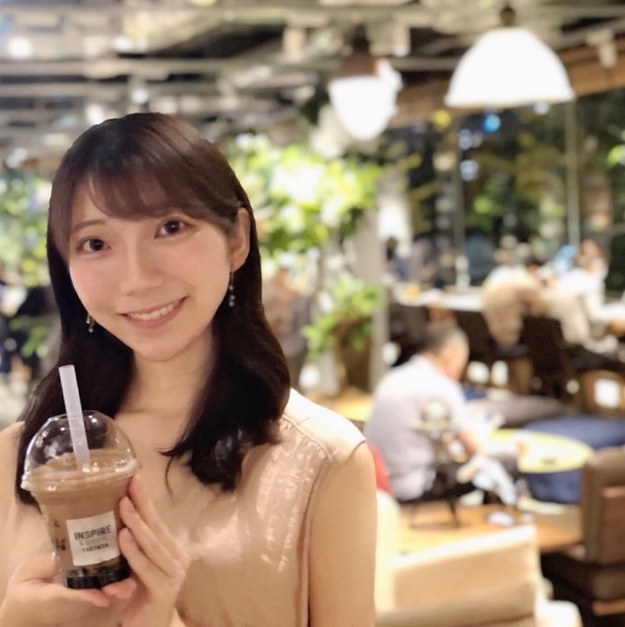ガーナで カカオ革命 起こす学生起業家 日本経済新聞 ガーナで カカオ革命 起こす学生起業家 日本経済新聞