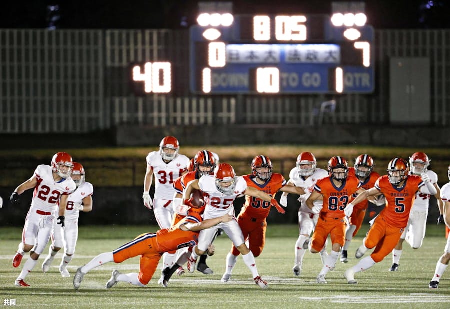 関東学生アメフト開幕 日大 法大を振り切る 日本経済新聞
