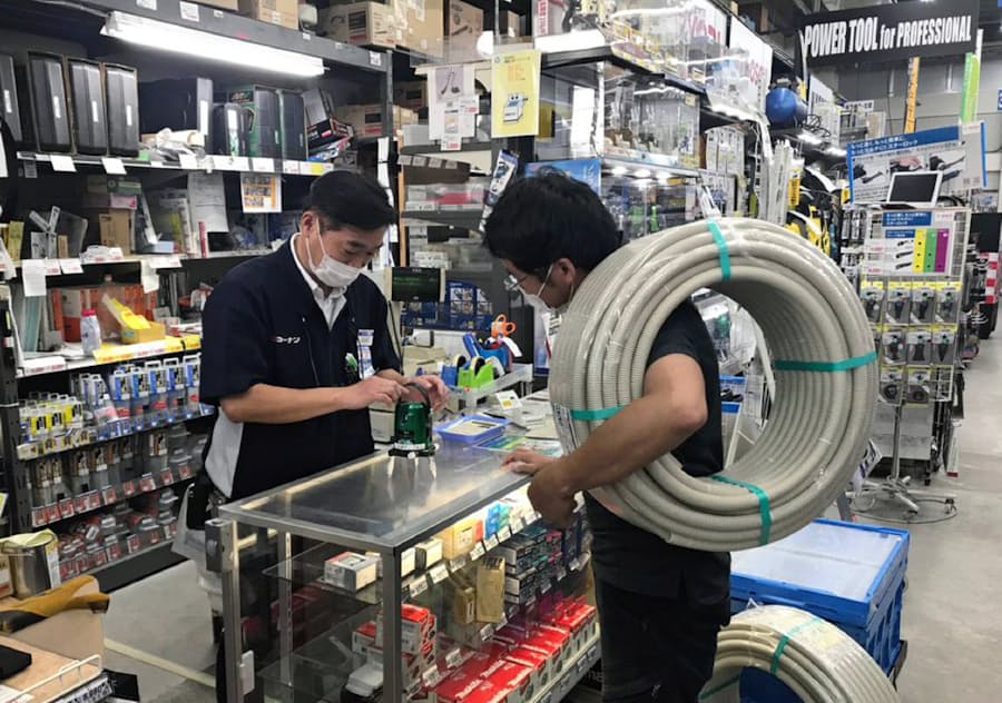 コーナン 職人向け店舗に活路 リフォーム拡大で 日本経済新聞