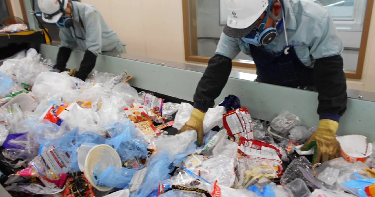 東京都 プラごみ削減へ実験 家庭ごみも分別促す 日本経済新聞 東京都 プラごみ削減へ実験 家庭ごみも分別促す 日本経済新聞