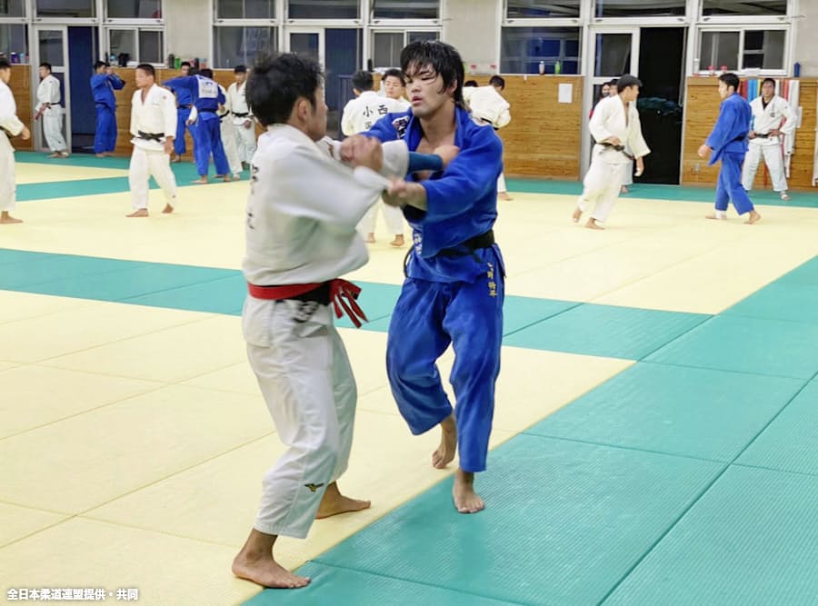 男子柔道 井上監督が活動再開に喜び 合宿で大野を称賛 日本経済新聞