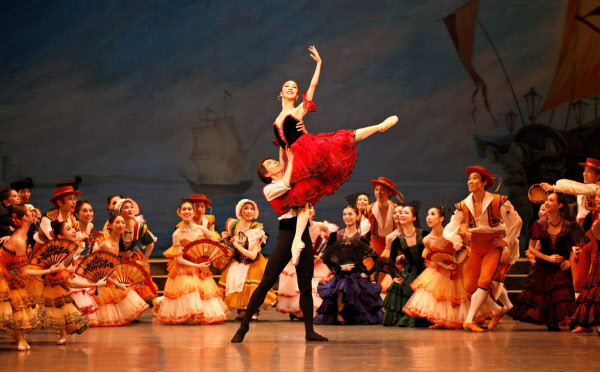 世界のプリマ 吉田都さんのバレエ団改革 日本経済新聞 世界のプリマ 吉田都さんのバレエ団改革 日本経済新聞