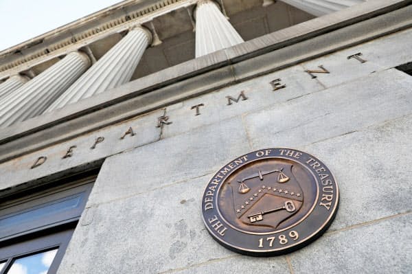 米財務省(ワシントン)=ロイター