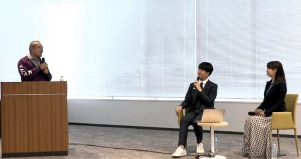 バカンの河野剛進代表(左)は、「コロナ下でリスクを回避しながら、経済を回すにはどうしたらいいのか考えた」と話す(20日午前、東京都中央区)