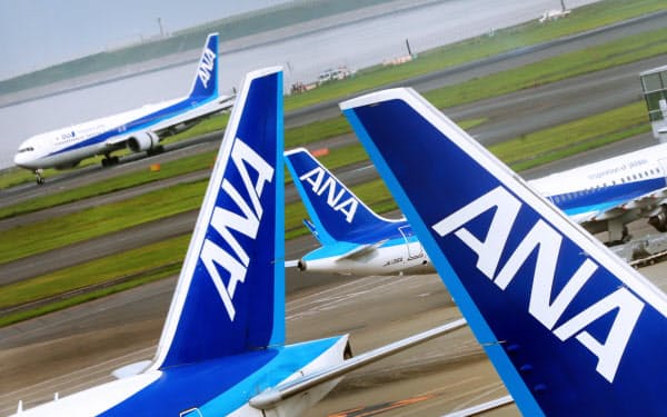 ANAの4~8月の国際線の旅客数は前年同期比96%減、国内線は84%減となった