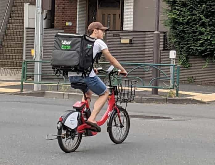 ドコモバイクシェア ウーバー配達員専用プランを廃止 日本経済新聞