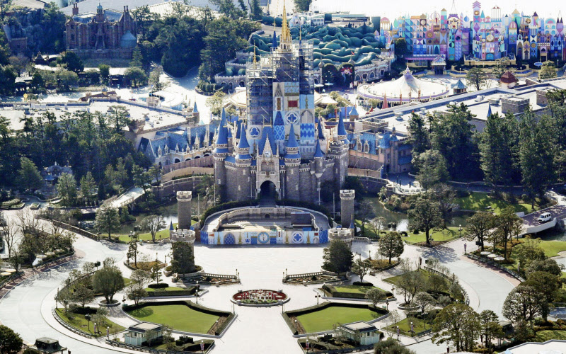 ディズニーランド シー 18年度の入園者数が最高 日本経済新聞 ディズニーランド シー 18年度の入園者数が最高 日本経済新聞