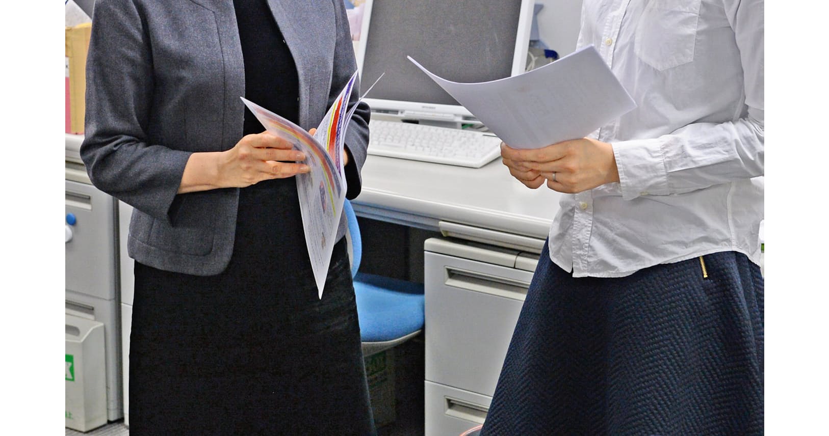 コロナ禍で打撃 女性のメンタルヘルスにより注意を Nikkei Style コロナ禍で打撃 女性のメンタルヘルスにより注意を Nikkei Style