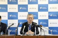 記者会見するひろぎんHDの部谷社長(9日、広島市) 記者会見するひろぎんHDの部谷社長(9日、広島市)