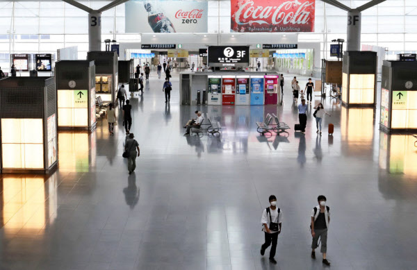 新型コロナ 中部空港 今期最終赤字2億円に コロナで過去最大 日本経済新聞
