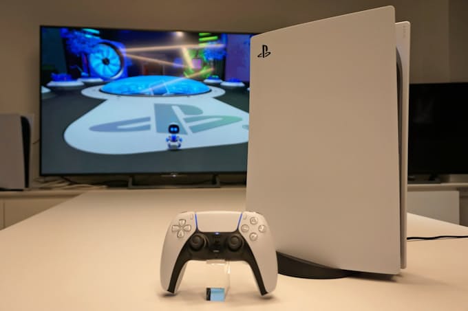 Ps5 発売後4日間で国内販売12万台 ファミ通調べ 日本経済新聞