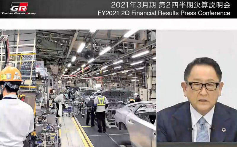 決算についてオンラインで会見するトヨタ自動車の豊田章男社長=6日午後 決算についてオンラインで会見するトヨタ自動車の豊田章男社長=6日午後