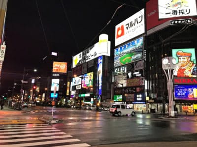 北海道は感染拡大防止策として、28日から札幌市内の接待を伴う飲食店に休業要請をする