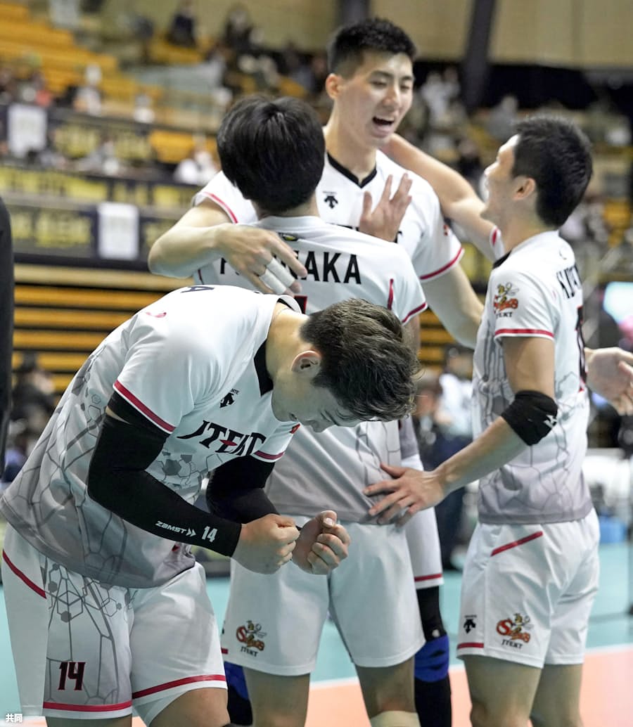 全日本男子バレー ジェイテクト初優勝 パナソニック破る 日本経済新聞