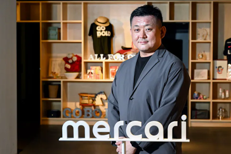 黒t かばんはポーター一択 メルカリ田面木氏の仕事服 Nikkei Style 黒t かばんはポーター一択 メルカリ田面木氏の仕事服 Nikkei Style