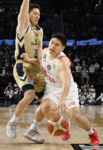 千葉 琉球下し決勝進出 バスケbリーグpo準決勝 日本経済新聞