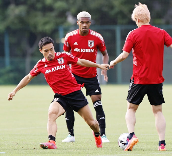 サッカー日本代表 11日セルビア戦へ調整 国際親善試合 日本経済新聞 サッカー日本代表 11日セルビア戦へ調整 国際親善試合 日本経済新聞