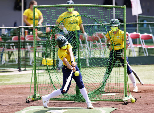 豪ソフト 初の練習公開 実業団チームに2勝 日本経済新聞 豪ソフト 初の練習公開 実業団チームに2勝 日本経済新聞