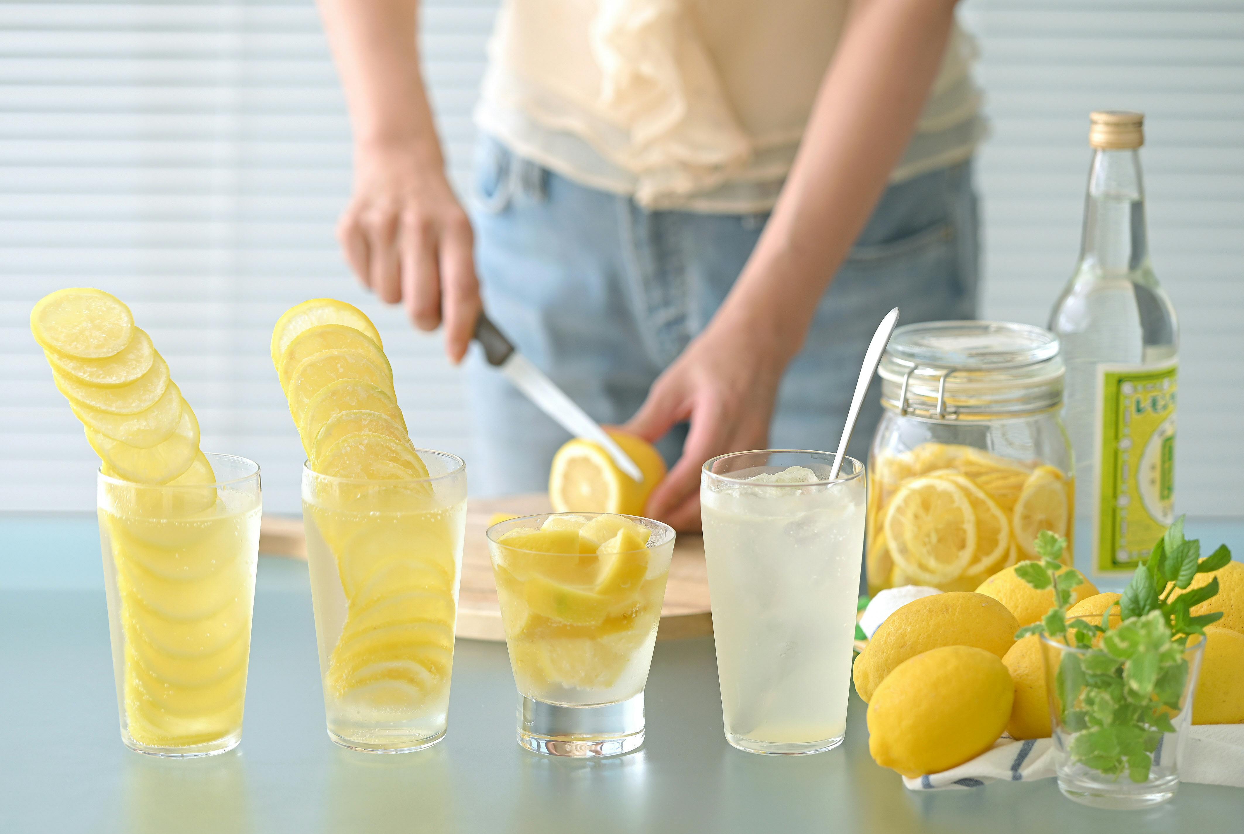 レモンサワーの作り方 自分流レシピでアレンジ楽しむ Nikkei Style レモンサワーの作り方 自分流レシピでアレンジ楽しむ Nikkei Style