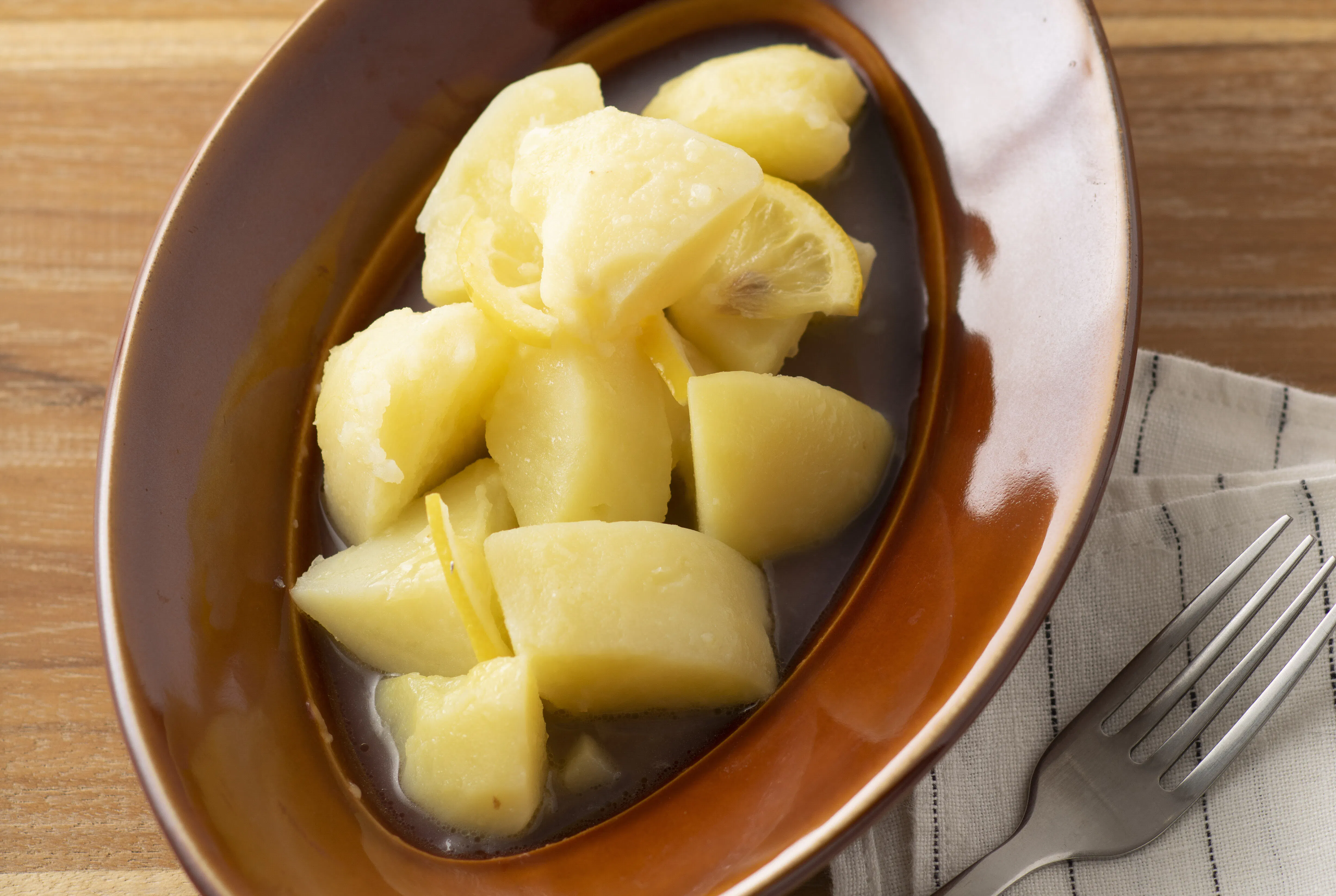 ジャガイモのレモンバター 酸味がきいて相性も抜群 Nikkei Style ジャガイモのレモンバター 酸味がきいて相性も抜群 Nikkei Style