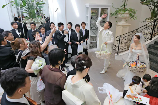 派手 地味 無し そして時代は おもてなし婚 Nikkei Style 派手 地味 無し そして時代は おもてなし婚 Nikkei Style