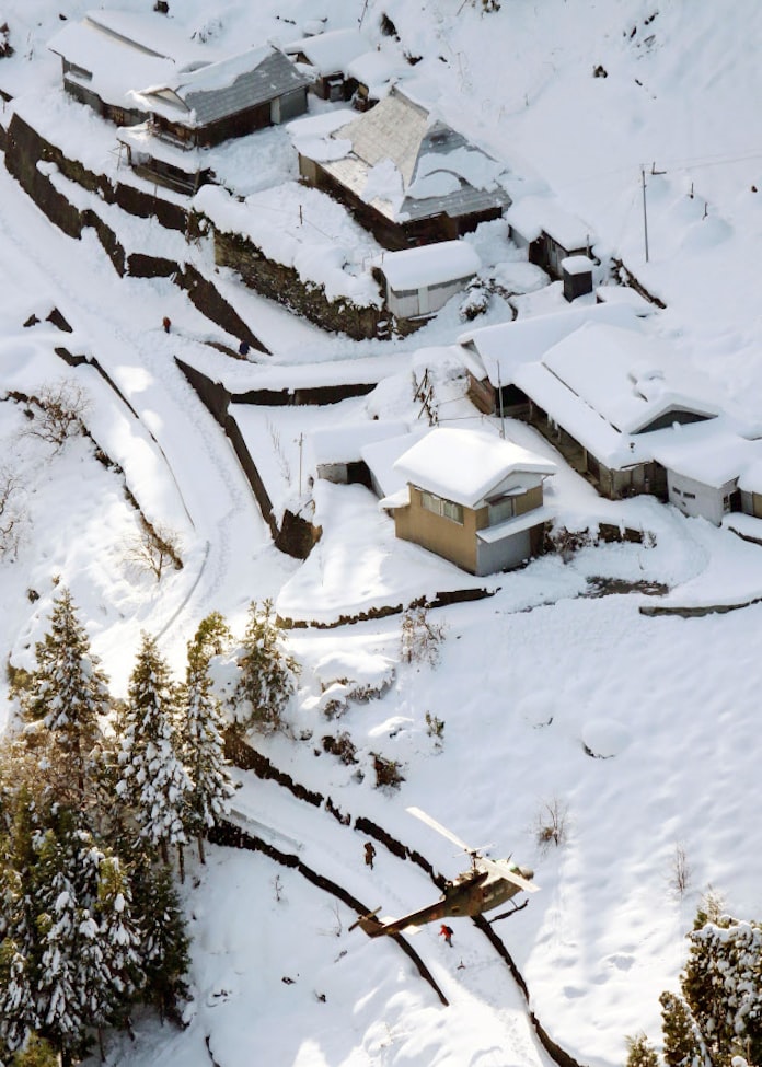 大雪 全国で死者6人に 徳島の住民なお孤立 日本経済新聞 大雪 全国で死者6人に 徳島の住民なお孤立 日本経済新聞