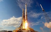 米フロリダ州の米軍基地から打ち上げられた高性能の偵察衛星=米空軍宇宙軍団提供