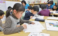 明光キッズの学童保育で放課後を過ごす児童（東京都練馬区）