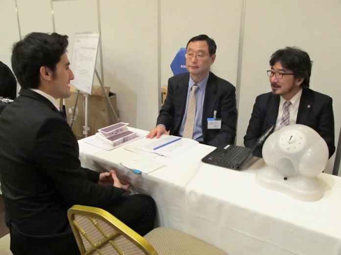 医療や福祉向けロボット テムザック 海外を開拓 日本経済新聞 医療や福祉向けロボット テムザック 海外を開拓 日本経済新聞