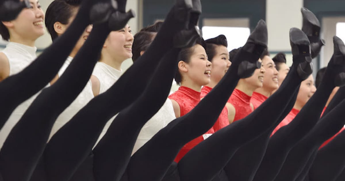 夢への階段 一足一足 伝統のラインダンス 未来への百景 日本経済新聞 夢への階段 一足一足 伝統のラインダンス 未来への百景 日本経済新聞