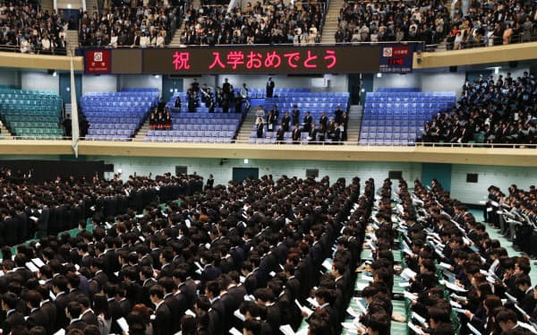 学校の始業や入学時期を9月にずらす議論が活発になってきた