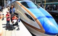北陸新幹線の開業効果でJR東日本の予約は好調
