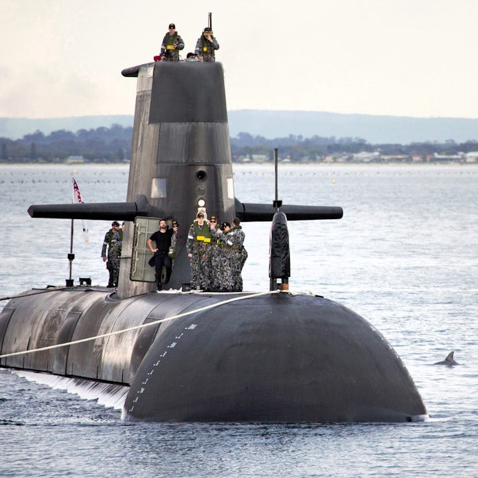 三菱重工社長 豪の潜水艦調達で 現地建造の用意 日本経済新聞 三菱重工社長 豪の潜水艦調達で 現地建造の用意 日本経済新聞